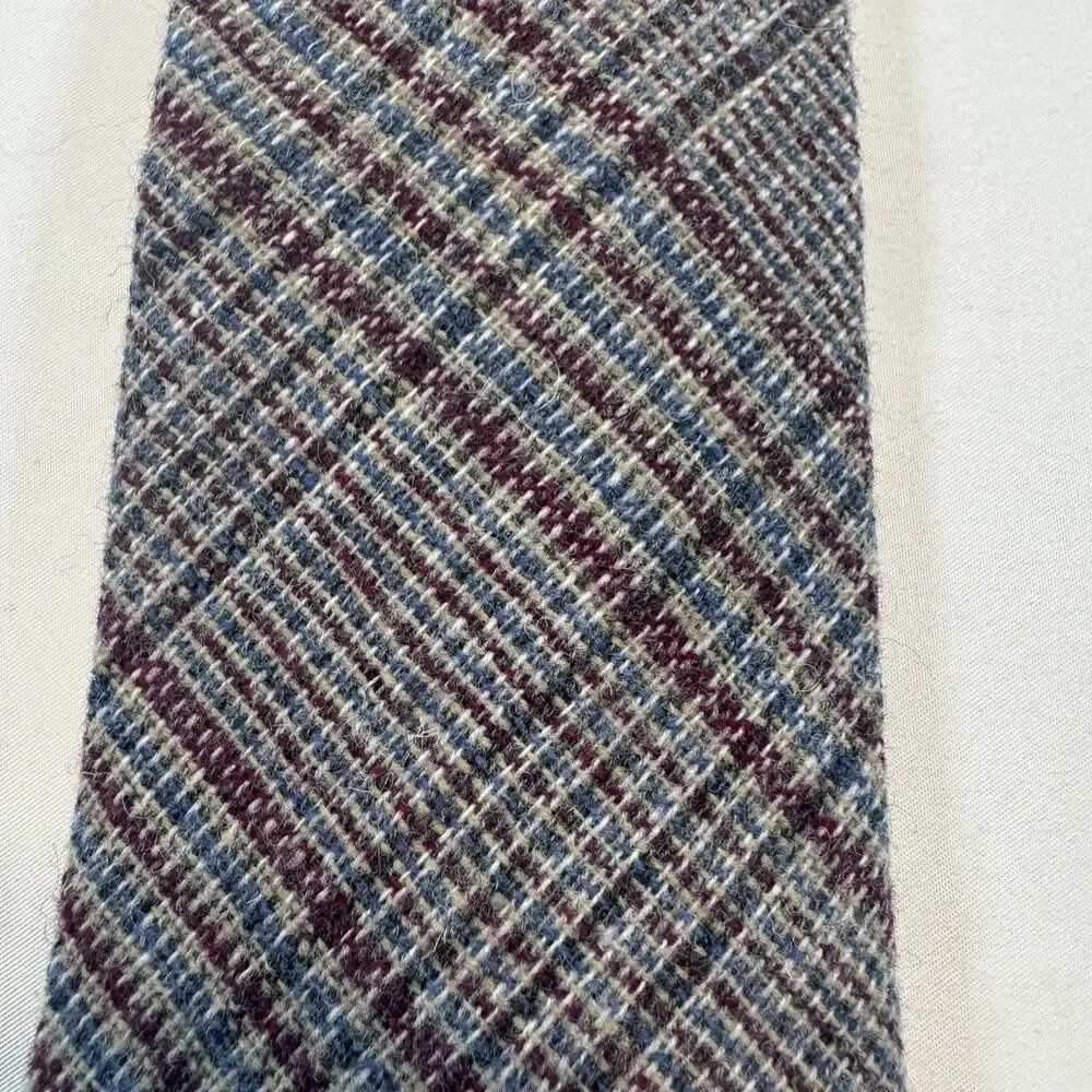 Vintage Austin Reed Regent Street 100% Wool Plaid Tie Gray Burgundy Blue 56”